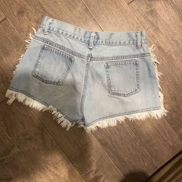 Denim short - Picture 4 of 4